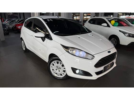 FORD FIESTA 1.5 S HATCH 16V FLEX 4P MANUAL FORD FIESTA 1.5 S HATCH 16V FLEX 4P MANUAL